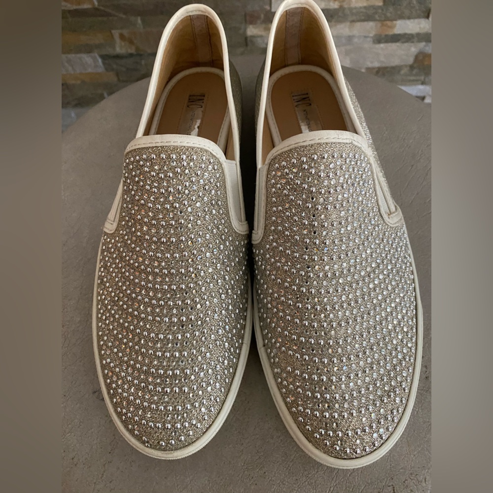 (EUC) INC INTERNATIONAL CONCEPTS SAMMEE2 BEDAZZLED SNEAKERS 10 (EXCELLENT COND)
